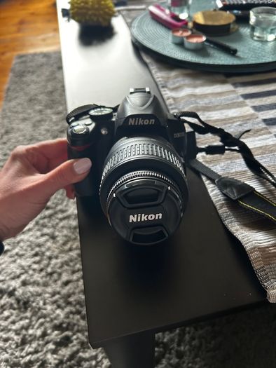 Nikon D3000