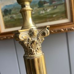 Vintage brass column table lamp - classical design