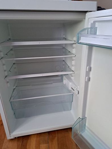 Fridge, dishwasher, chest freezer, microwave