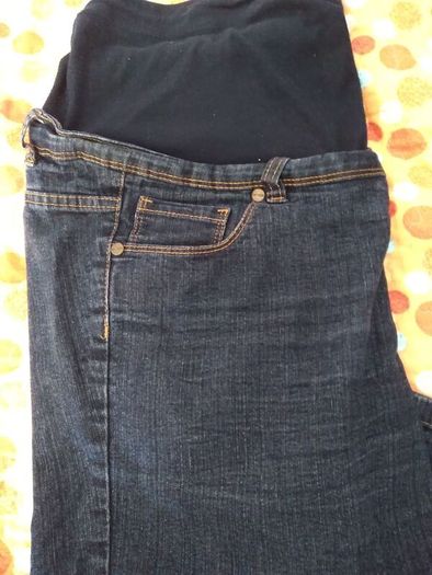 Maternity clothes