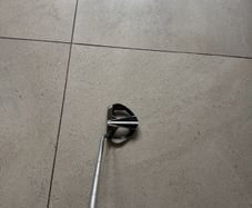 Odyssey putter with P2 grip