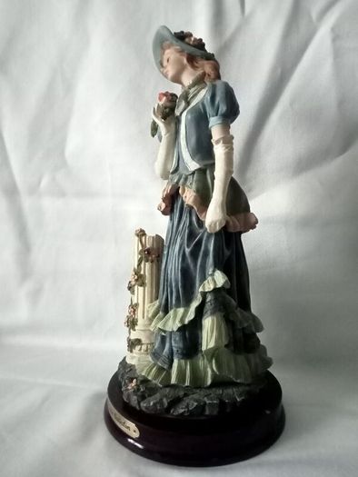 The Juliana Collection Victorian Lady Large Figurine Ornament Collectable