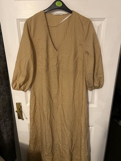 Light dress