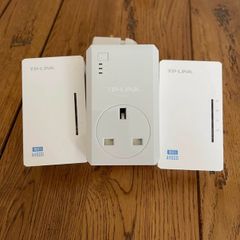 TP-Link TL-PA4020P powerline adapter with 2 TP-Link TL-WPA4220 WiFi extenders
