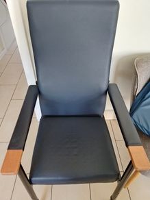 Orthopedic chair
