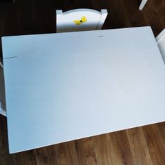 IKEA kids table and 3 chairs - Christmas Add-on