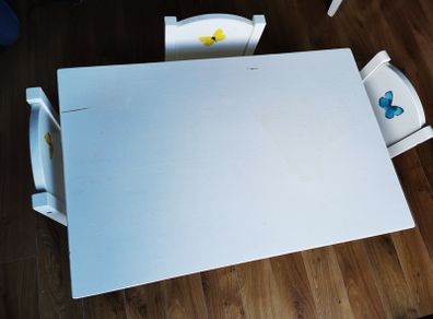 IKEA kids table and 3 chairs - Christmas Add-on
