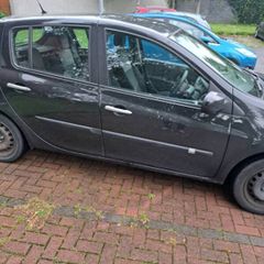 2010 Renault Clio tax no nct