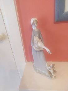 lladro Girl with goose and dog