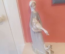 lladro Girl with goose and dog