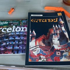 barcelona guidebooks; Gaudi. Free
