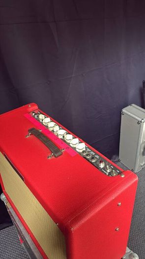 Fender Hot Rod Deluxe Texas Special + Flight Case