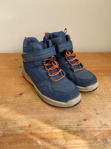 Kids Boots size 1/33