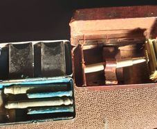 two boxed vintage razor's
