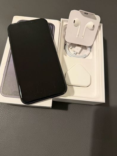 iPhone XR,64GB Used with All Accessories Original phone never been Opened