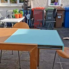Table and 6 chairs