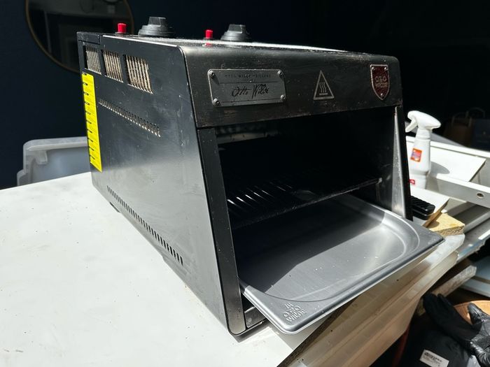 Otto Wild  Grill