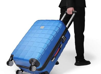 XL Suitcase 105 Litres  Hard Case  4 wheels