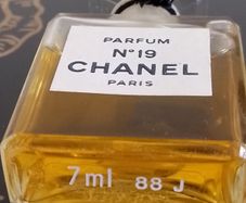 Vintage Chanel No. 19 Perfume Unopened (7ml)
