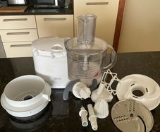 Kenwood food Processor FP370 never used