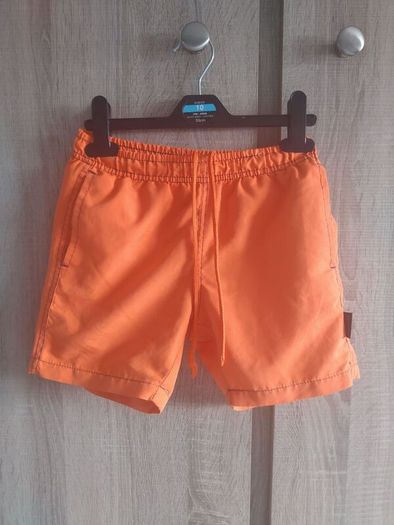 8/9 years old orange shorts