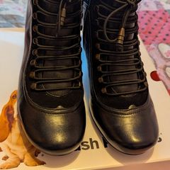 Brand new in box Victorian Vivianna Ankle Boots size UK 9