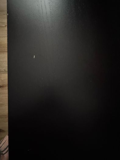 Sit/Standing desk with electric mechanism