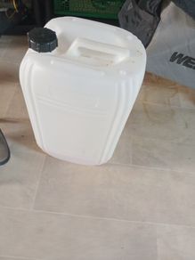 fuel container