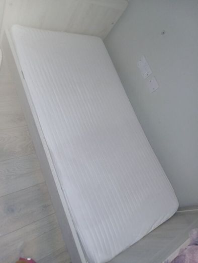 Mama's & Papa's Atlas Cot Bed