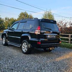 Toyota landcruiser invincible
