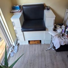 pedicure chair