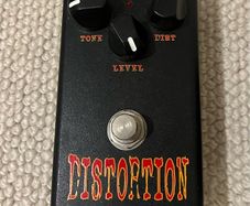 Guitar Distortion Pedal