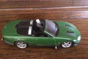 Die cast Corgi James Bond  Die Another Day Jaguar