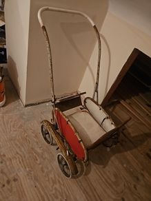 Antique Pram