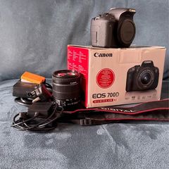 Canon EOS 700d