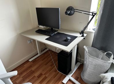 Office Desk sit/stand to work stand up IKEA TROTTEN