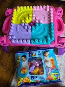 Mega Bloks table and blocks bundle