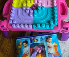 Mega Bloks table and blocks bundle