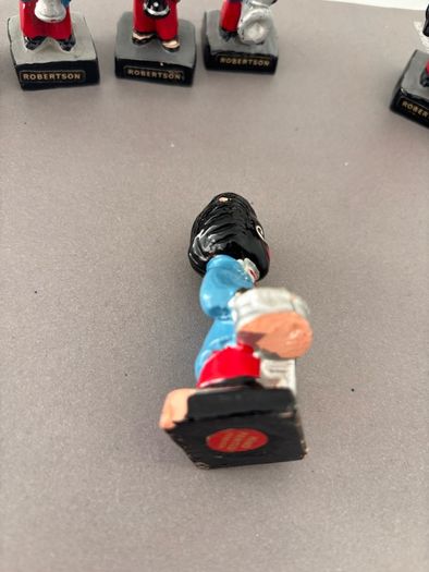 6 Robertson Jam Figures