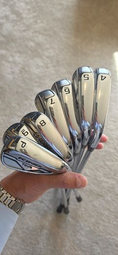 Cobra King  MIM Tour Irons 4 - PW