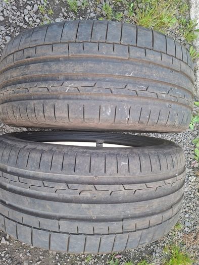 2x 255/40/20 Continental