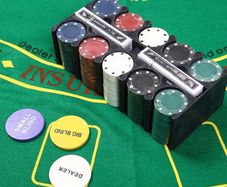 High quality poker chips - 8g chips - (1000+ pieces but can sell individual sets)