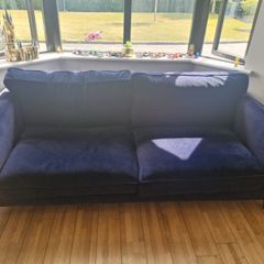 3 seater sofa 208cm long and 98cm dept