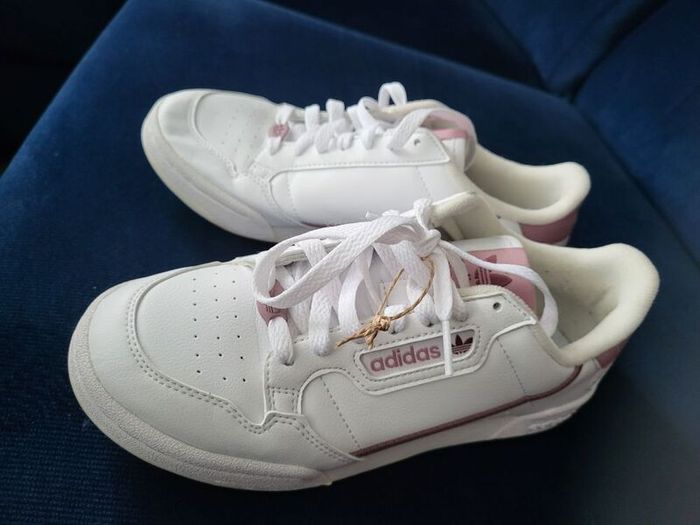adidas shoes size 5