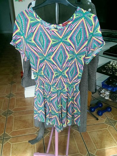 10  Euro Each.Size 12