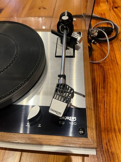 Thorens 160 Turntable