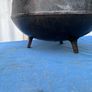 Very heavy metal skillet pot Image 3
