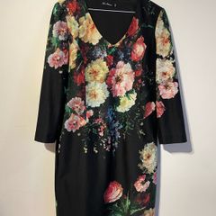 Dress Female Size S smart dress