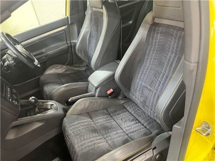 2009 VW Golf GTI Pirelli Edition only 66k kms!