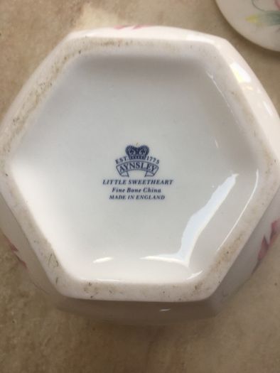 Aynsley ornament